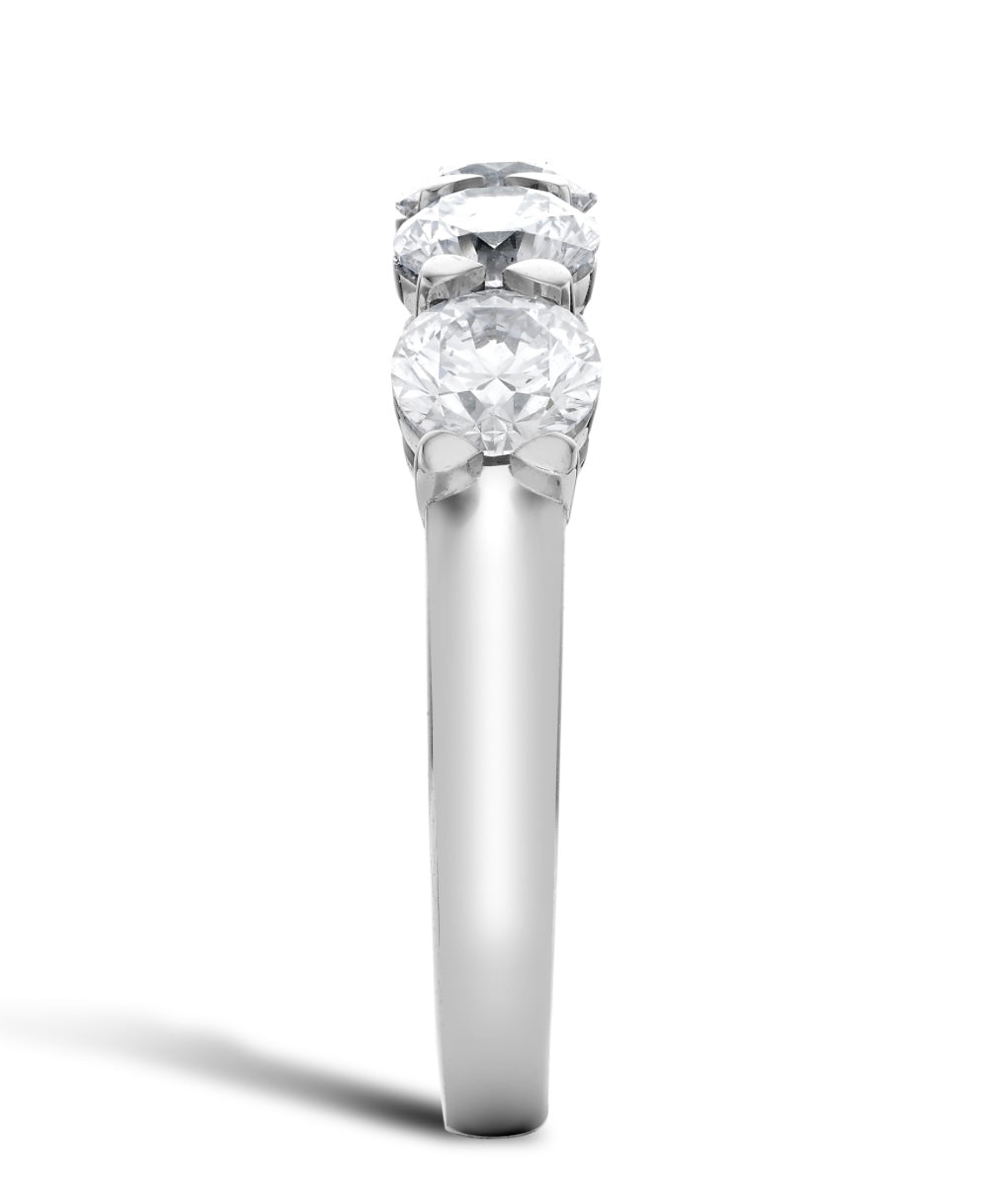 Diamond Ring - 5 Diamonds (3.00cts) in 14k White Gold