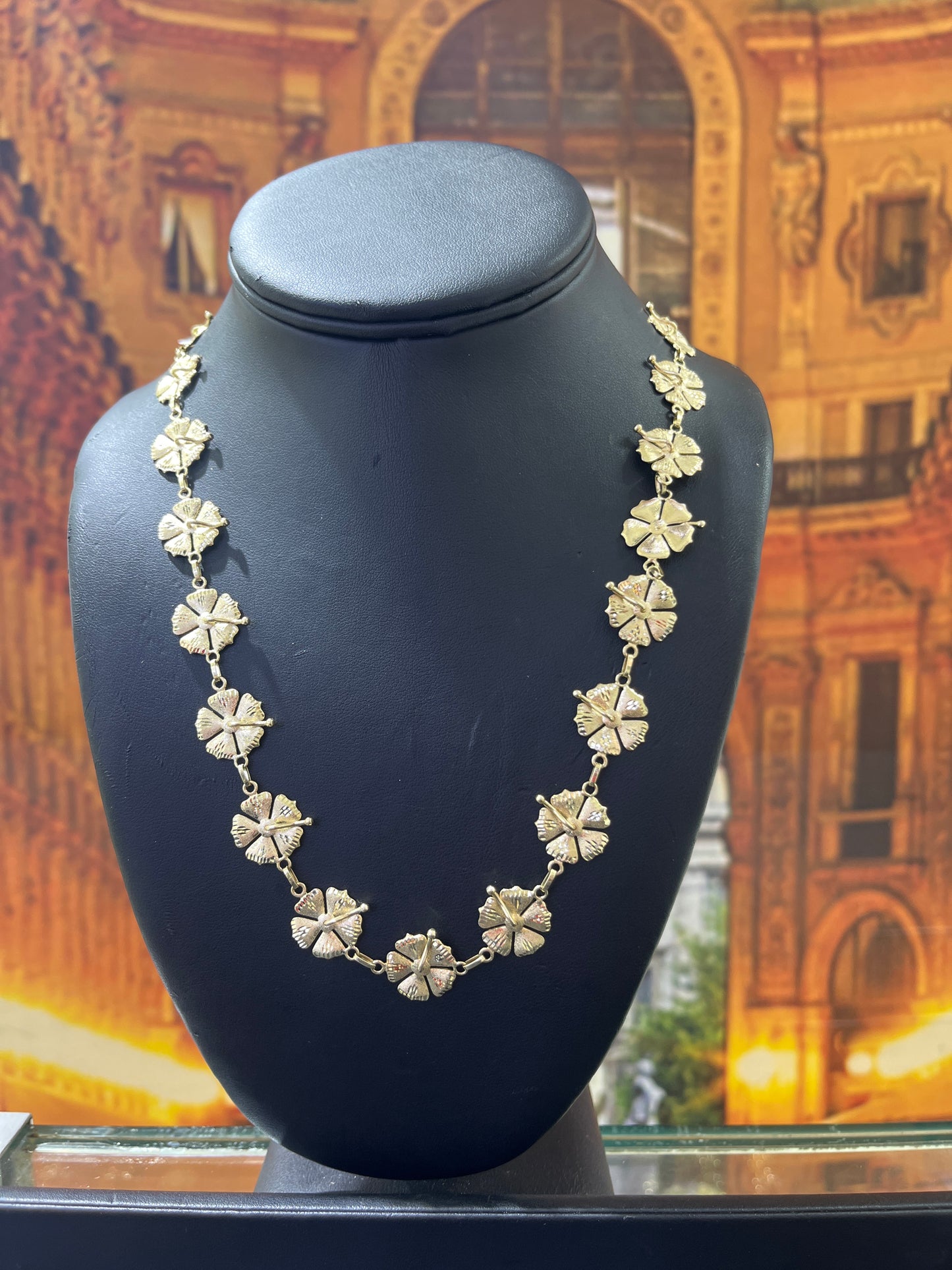 14KT Gold Necklace - Hibiscus Design 14.5mm