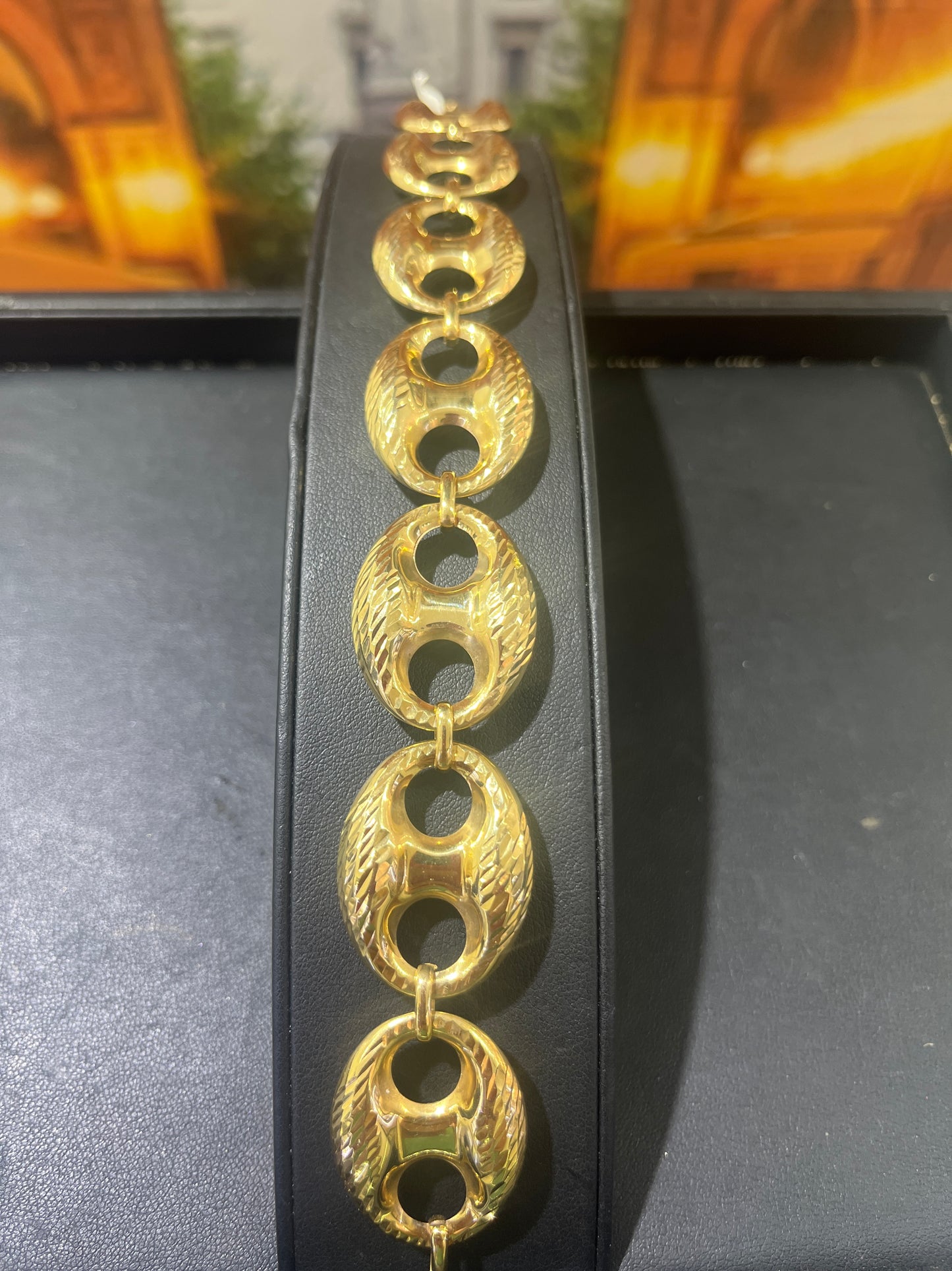 14KT Gold Bracelet - 22.5mm Diamond-Cut Gucci Design