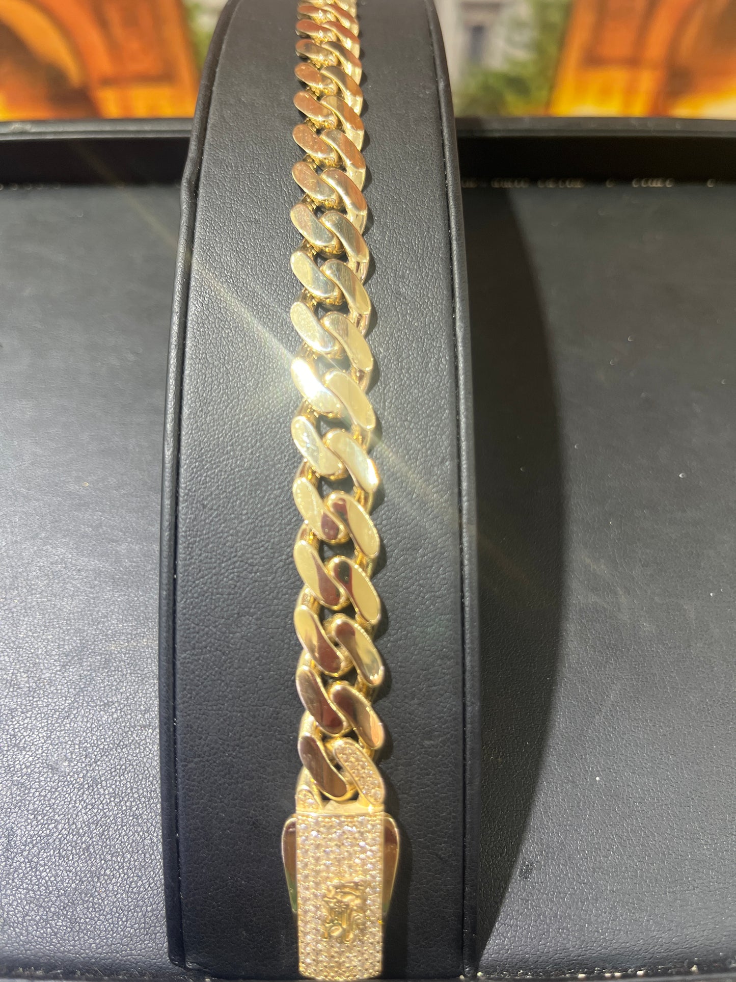 14KT Gold Bracelet -11mm Cuban Design