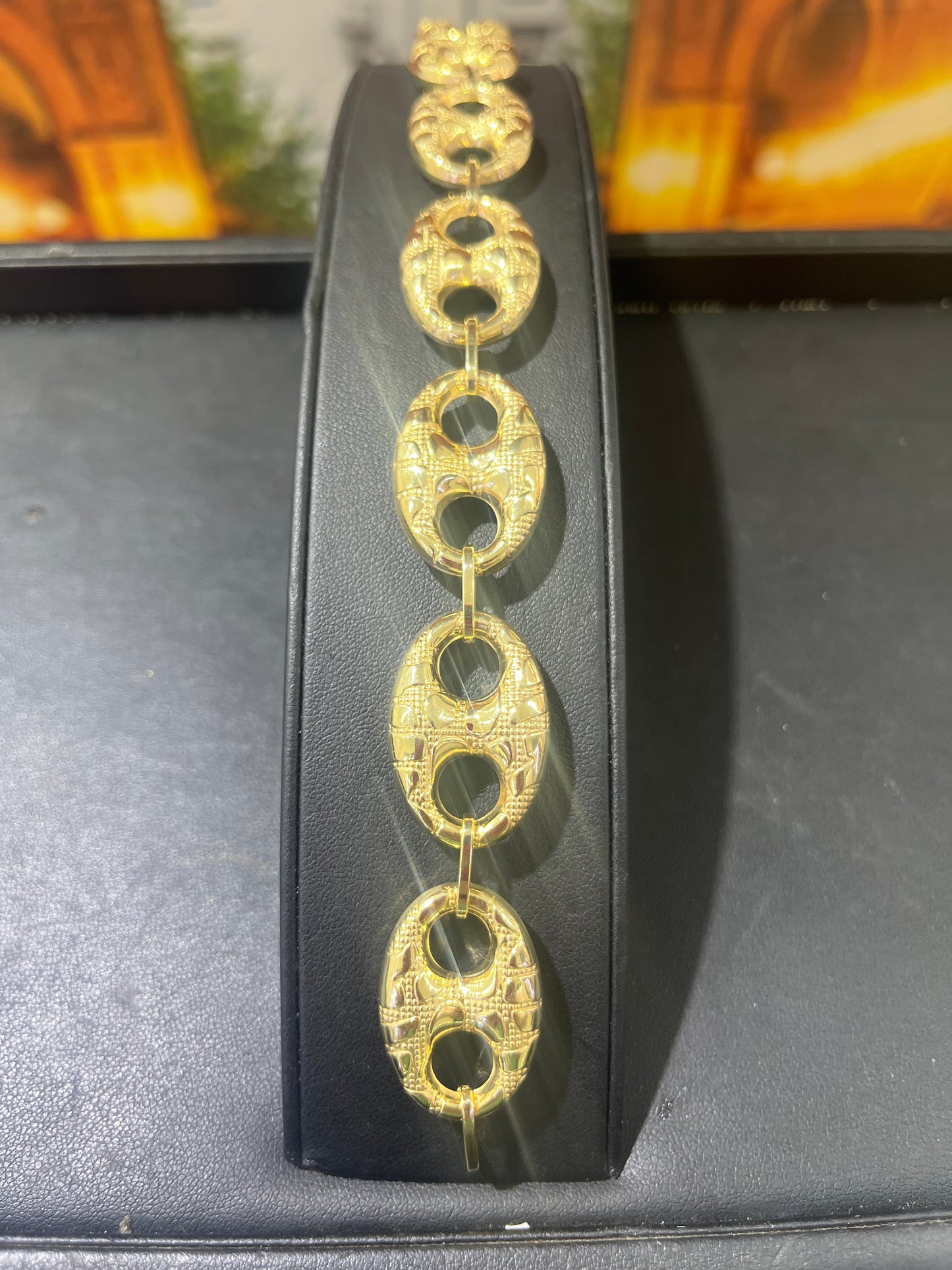 14KT Gold Bracelet -19mm Nugget Gucci Design