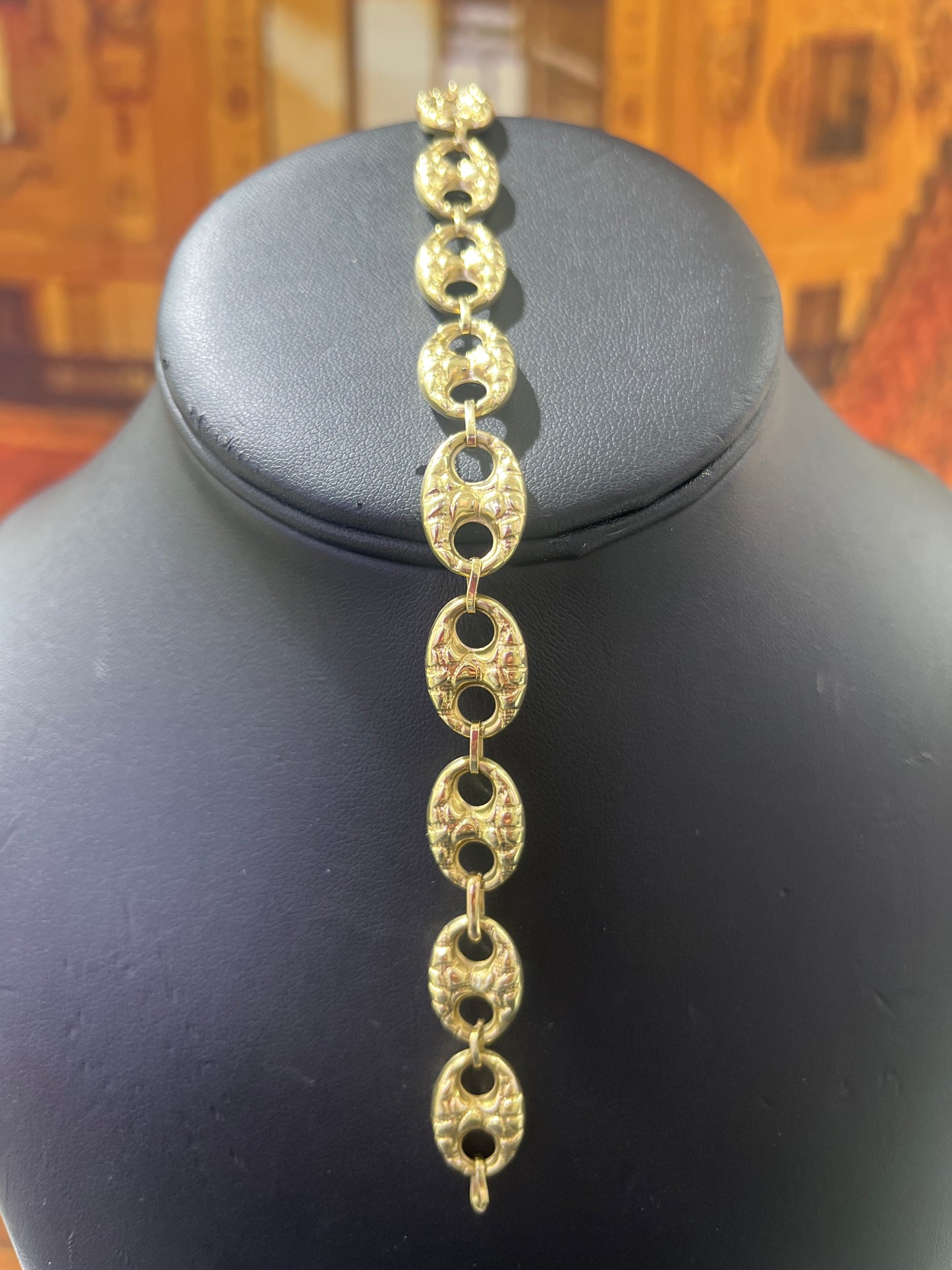 14KT Gold Bracelet - 11mm Gucci Design Nugget