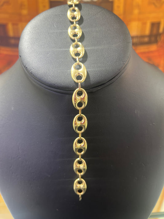 14KT Gold Bracelet - 10mm Gucci Design Plain