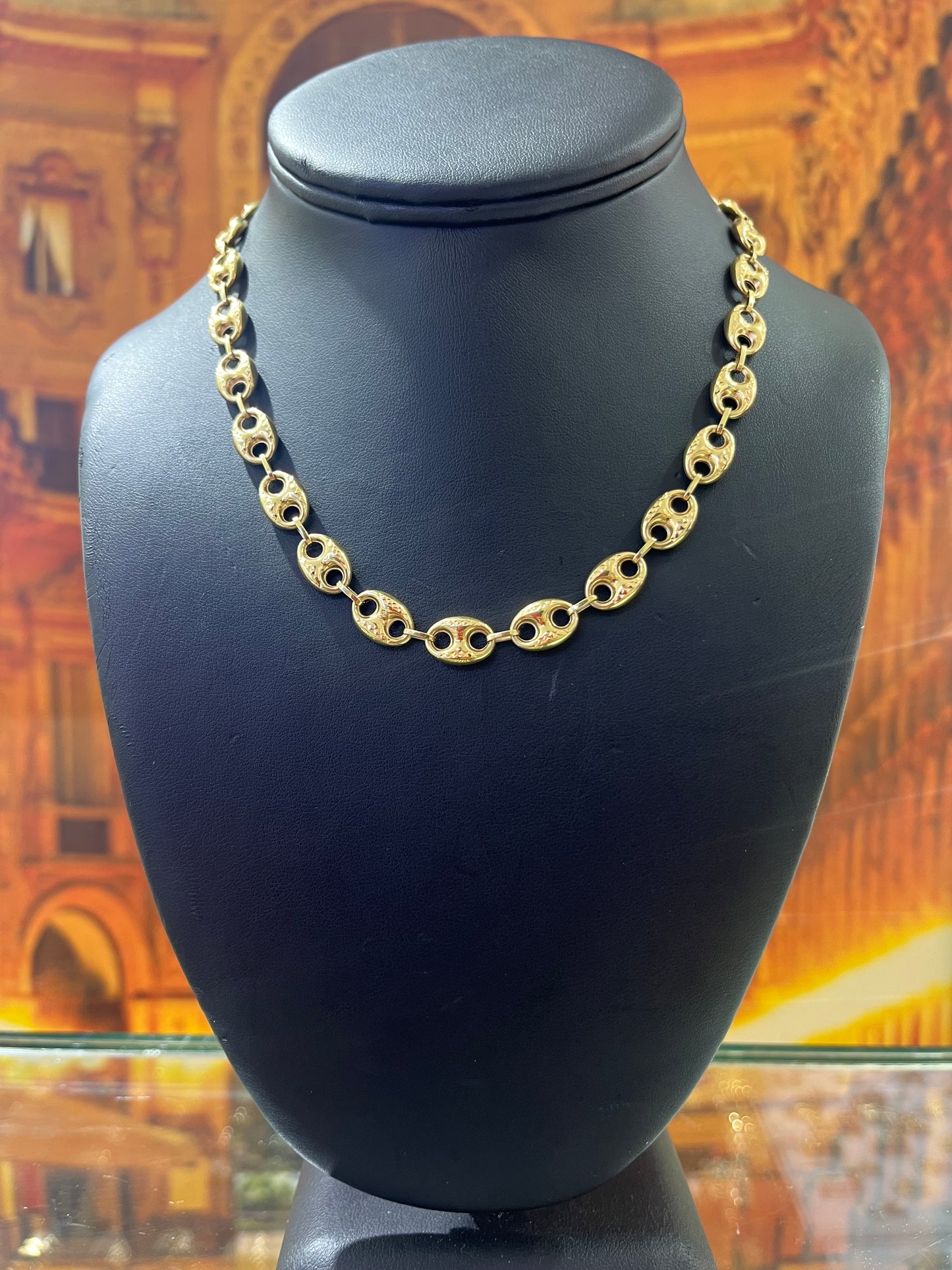 14KT Gold Chain - 8mm Gucci Design Diamond-Cut
