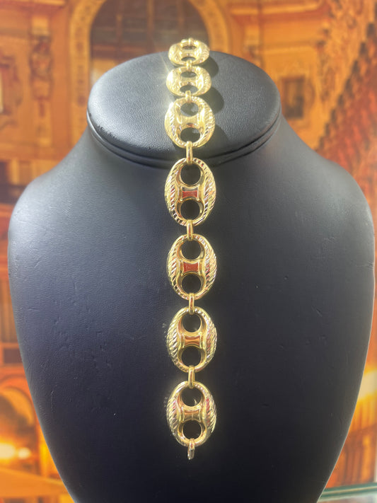 14KT Gold Bracelet - 18mm Gucci Design