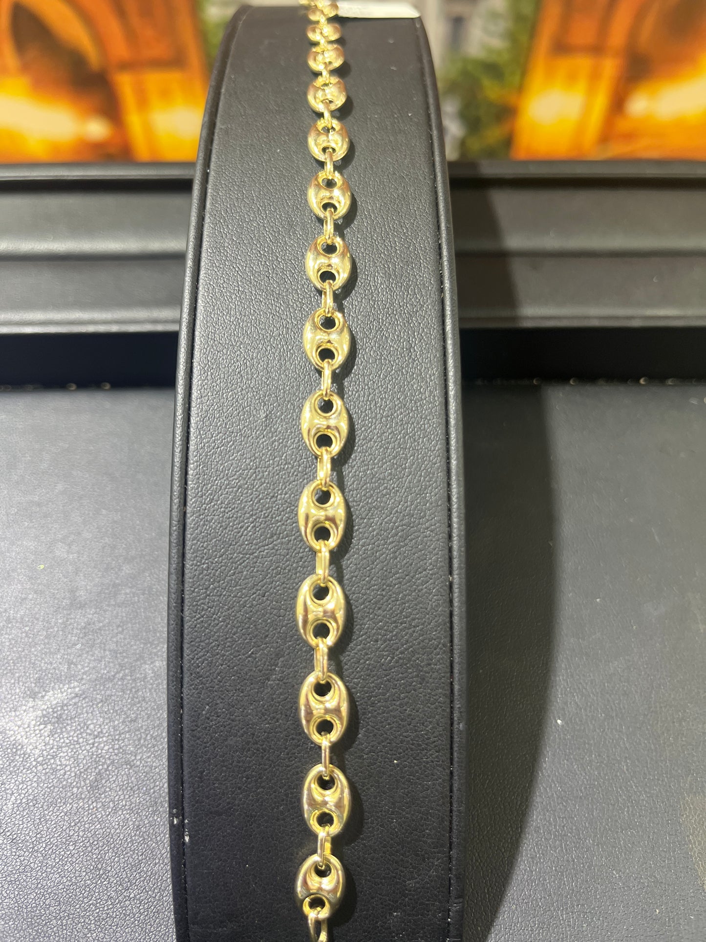 14KT Gold Bracelet - 6mm Gucci Design Plain
