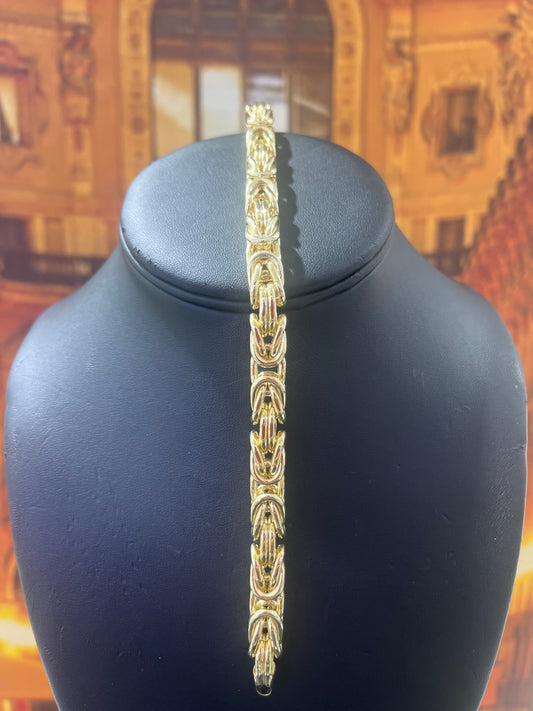 14KT Gold Bracelet - 9mm King’s Link Design