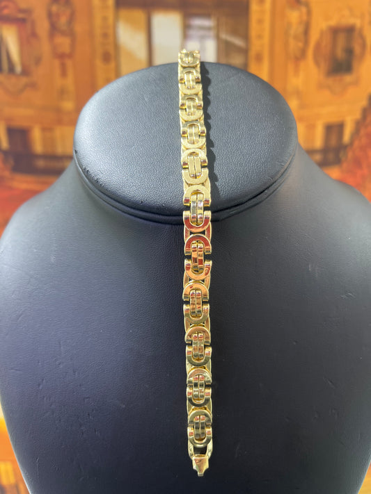 14KT Gold Bracelet - 8.5mm Flat King’s Design