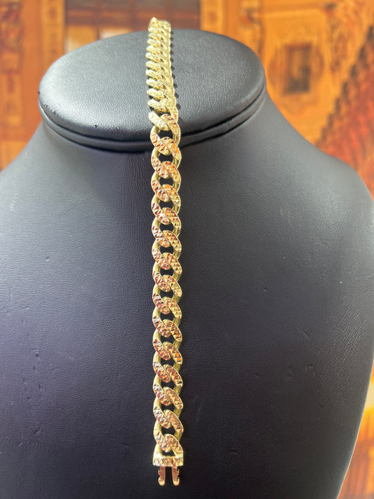 14KT Gold Bracelet - 8mm Cuban Design Diamond-Cut