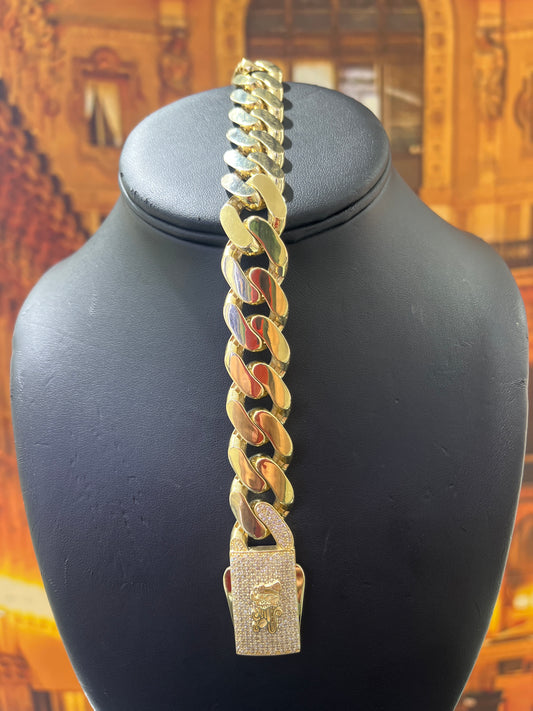 14KT Gold Bracelet - 17mm Cuban Design