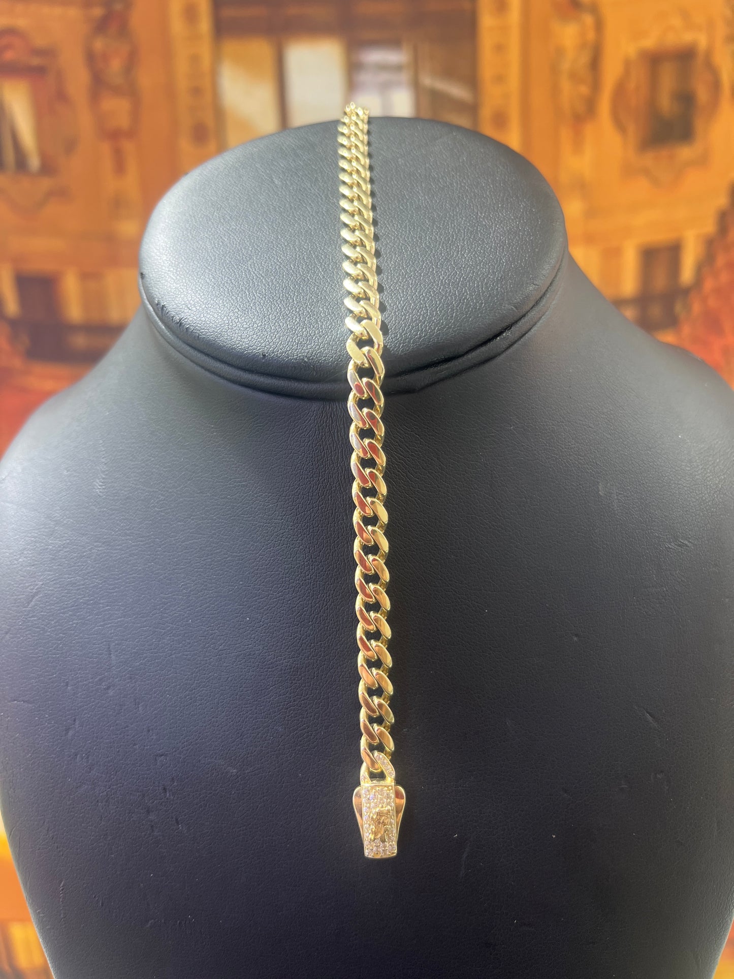 14KT Gold Bracelet - 5.5mm Cuban Design