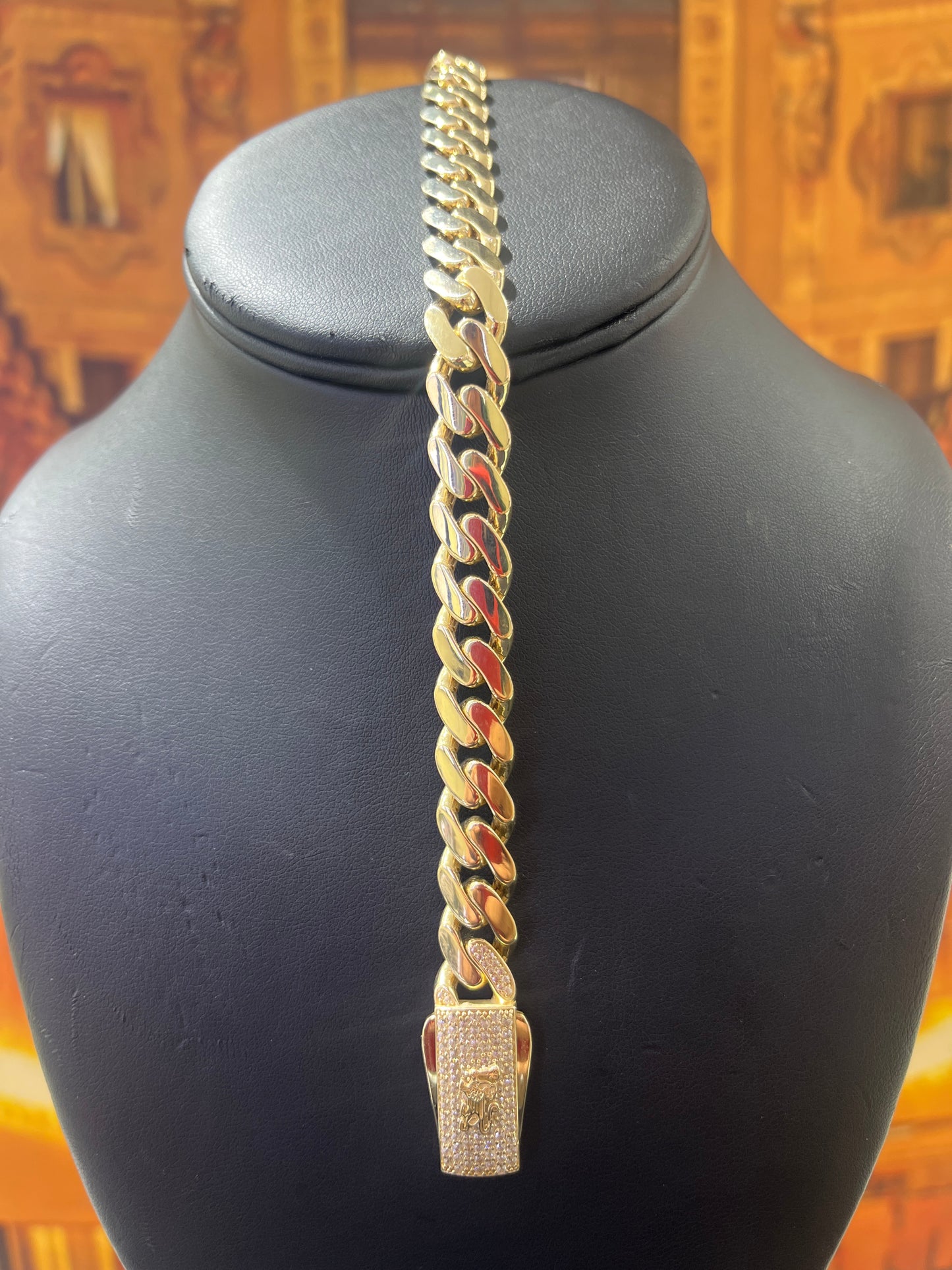 14KT Gold Bracelet -11mm Cuban Design