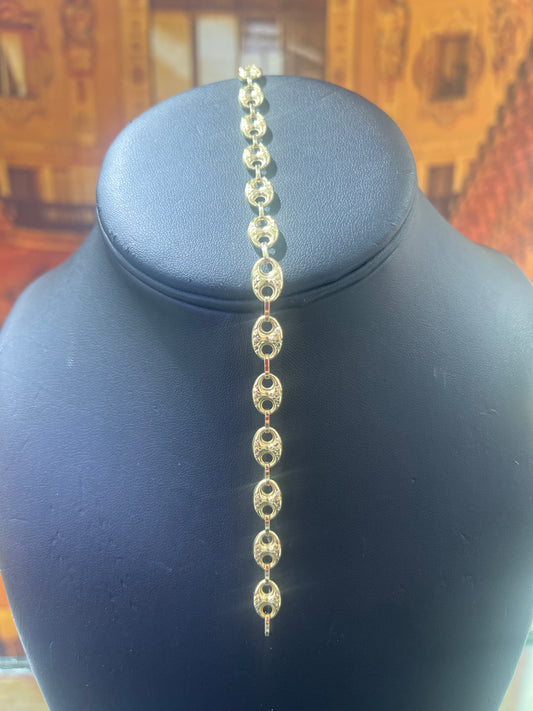 14KT Gold Bracelet - 6mm Gucci Design Diamond-Cut